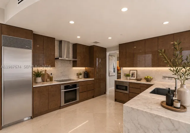 Listing Photo 3 - Condo for sale in Carbonell Condos located at 901 Brickell Key Blvd, Miami, FL 33131 - Unit #2804