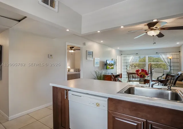 Photo 2 of Condo for sale at 3506 Nw 49Th Ave #511, Lauderdale Lakes, FL 33319 | MLS# A12005782 | Listing updated on 2026-09-04