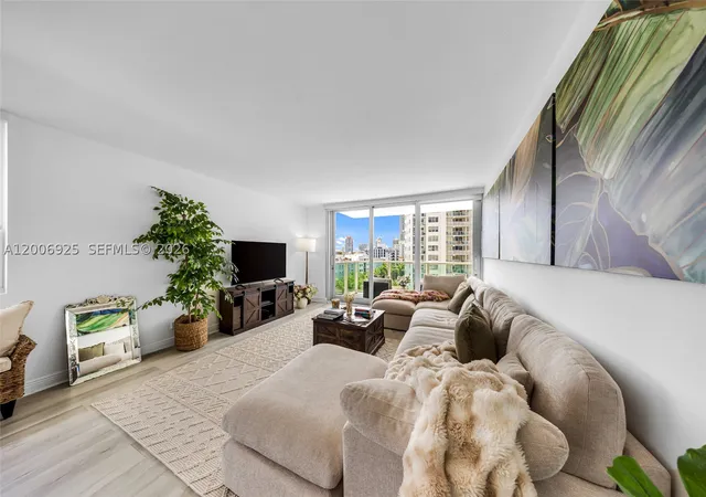 Photo 3 of Condo for sale at 1000 West Ave #702, Miami Beach, FL 33139 | MLS# A12006925 | Listing updated on 2026-09-09