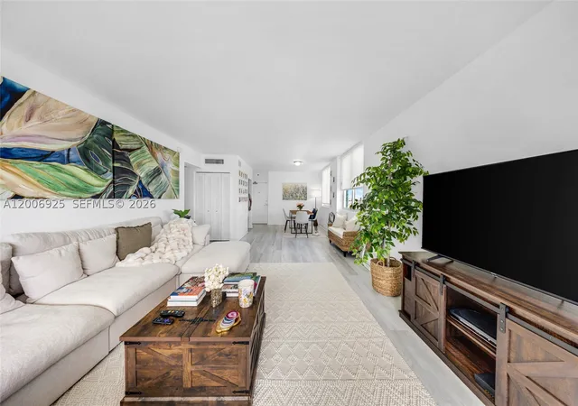 Photo 3 of Condo for sale at 1000 West Ave #702, Miami Beach, FL 33139 | MLS# A12006925 | Listing updated on 2026-09-09