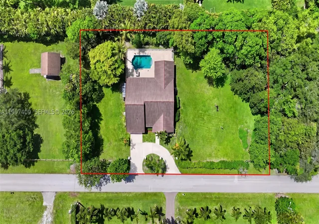 Photo 3 of Single family home for sale at 11400 Nw 20th Ct, Plantation, FL 33323 | MLS# A11997409 | Listing updated on 2026-09-02