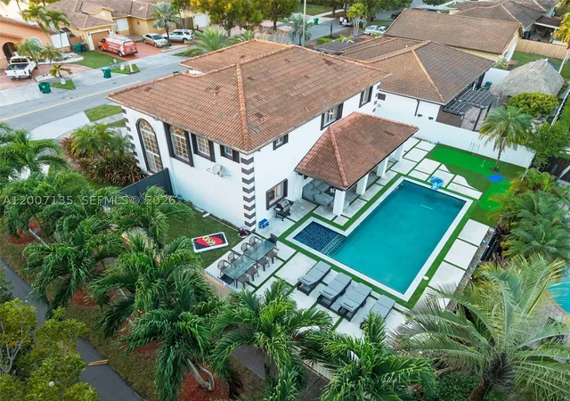 Photo 3 of Sale Pending at 5161 Sw 159th Ct, Miami, FL 33185 | MLS# A12007135 | Listing updated on 2026-09-23