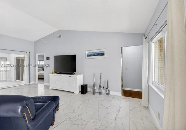 Photo 3 of Single family home for sale at 10982 S Greentrail Dr S, Boynton Beach, FL 33436 | MLS# A12002394 | Listing updated on 2026-09-02
