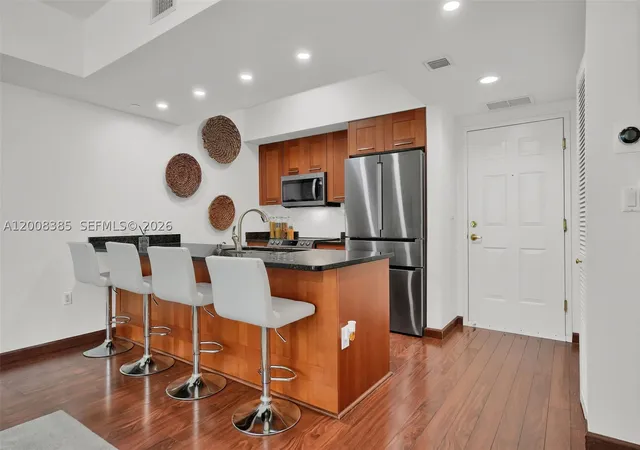 Photo 4 of Condo for sale at 4100 Salzedo St #411, Coral Gables, FL 33146 | MLS# A12008385 | Listing updated on 2026-08-26