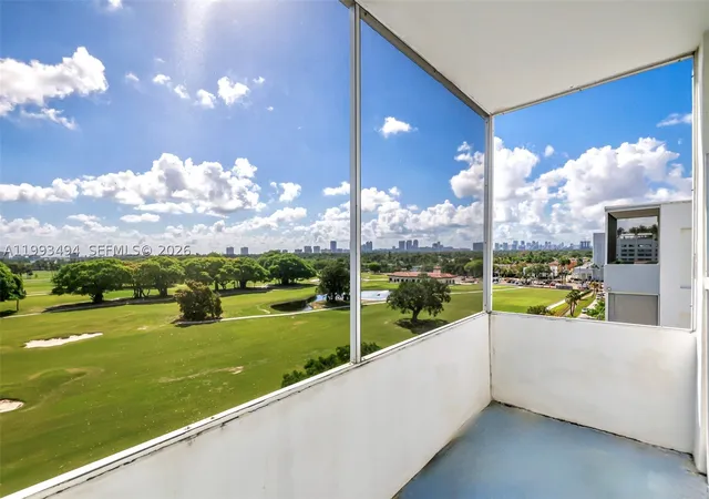 Photo 3 of House for sale at 1700 Pierce St #804, Hollywood, FL 33020 | MLS# A11993494 | Listing updated on 2026-09-09