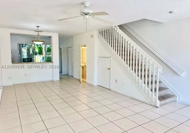 Photo 3 of Townhouse for sale at 669 Nw 42nd Ave, Plantation, FL 33317 | MLS# A12009931 | Listing updated on 2026-08-30
