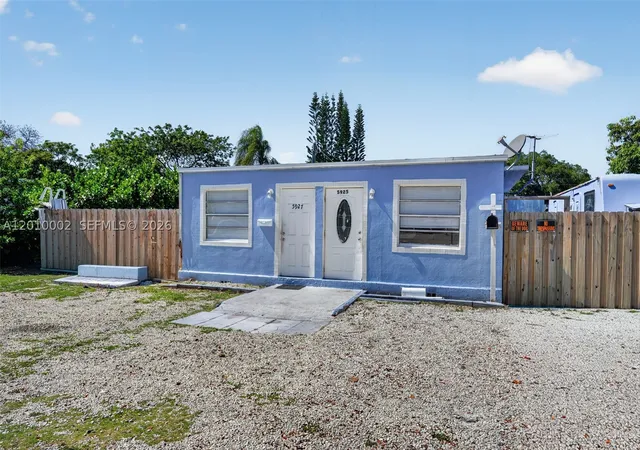 Photo 3 of Multi family home for sale at 5925 Sw 64th St, South Miami, FL 33143 | MLS# A12010002 | Listing updated on 2026-09-11