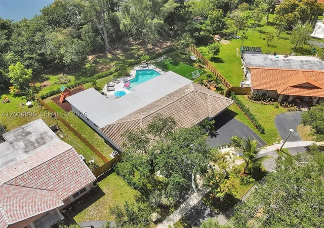 Photo 1 of Single family home for sale at 1960 Sw 51st Ter, Plantation, FL 33317 | MLS# A12009896 | Listing updated on 2026-09-17
