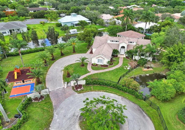 Photo 3 of Single family home for sale at 16301 Sw 62nd St, Southwest Ranches, FL 33331 | MLS# A12010126 | Listing updated on 2026-08-28