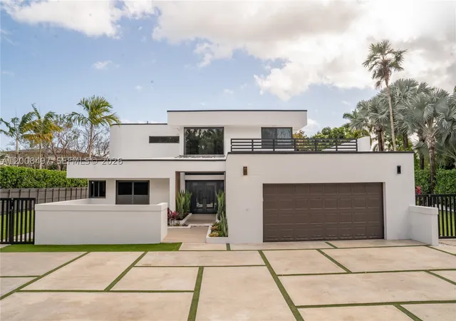 Photo 2 of Single family home for sale at 10475 Sw 72nd Ave, Pinecrest, FL 33156 | MLS# A12008497 | Listing updated on 2026-09-23
