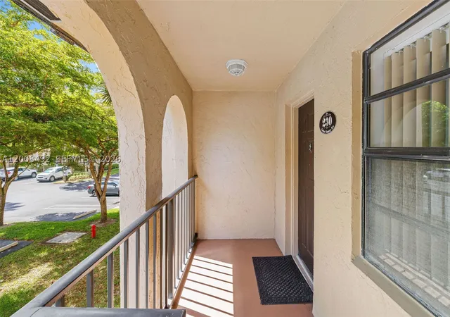 Listing Photo 4 - Condo for sale in building located at 145 Lake Nancy Ln, West Palm Beach, FL 33411 - Unit #230