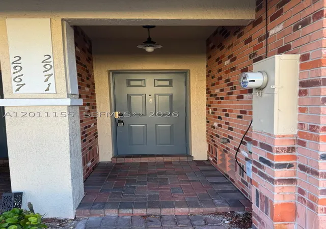 Photo 2 of Townhouse for sale at 2971 Nw 33rd Way, Lauderdale Lakes, FL 33311 | MLS# A12011155 | Listing updated on 2026-09-08