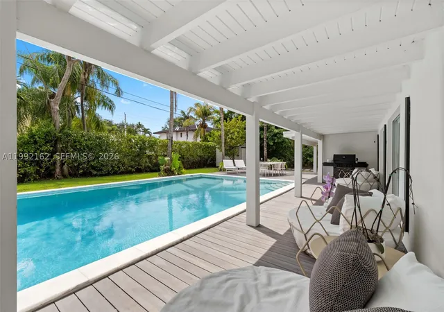 Photo 2 of Sale Pending at 7531 Sw 52nd Ct, Miami, FL 33143 | MLS# A11992162 | Listing updated on 2026-08-29