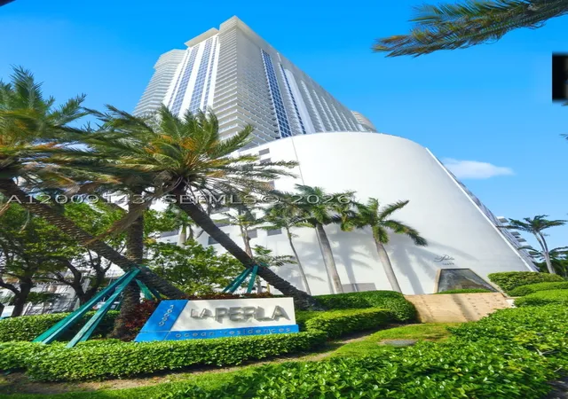 Photo 2 of Condo for sale at 16699 Collins Ave #3802, Sunny Isles Beach, FL 33160 | MLS# A12009143 | Listing updated on 2026-09-04