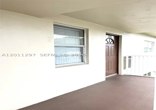 Listing Photo 2 - Condo for sale in building located at 551 Nw 80Th Ter, Margate, FL 33063 - Unit #208