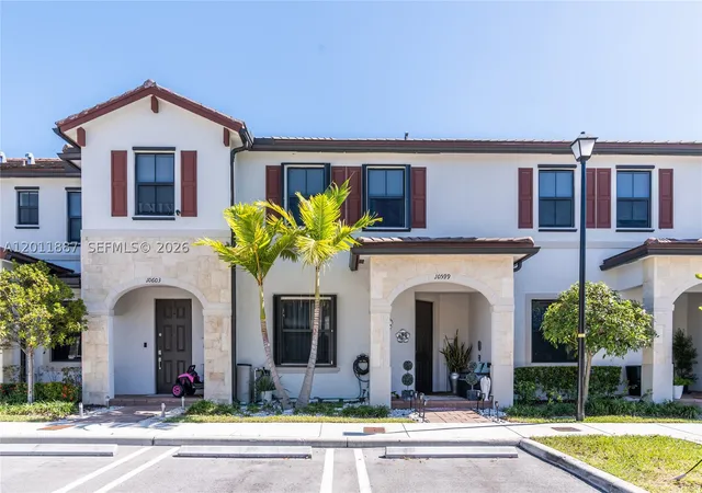 Condo for sale at 10599 W 33Rd Ct, Hialeah, FL 33018 | MLS# A12011887