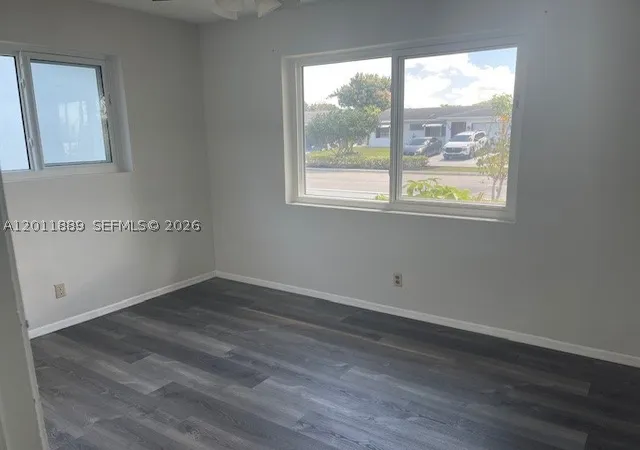 Photo 4 of Single family home for sale at 4501 Mainland Dr, Tamarac, FL 33319 | MLS# A12011889 | Listing updated on 2026-09-04