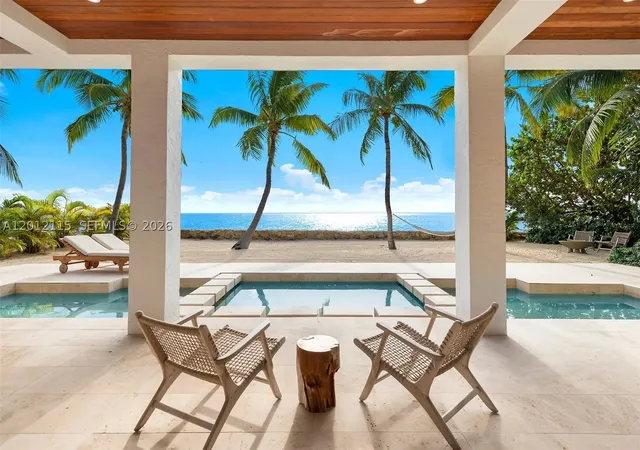 Photo 3 of Single family home for sale at 60 Ocean Front Dr, Key Largo, FL 33037 | MLS# A12012115 | Listing updated on 2026-09-03