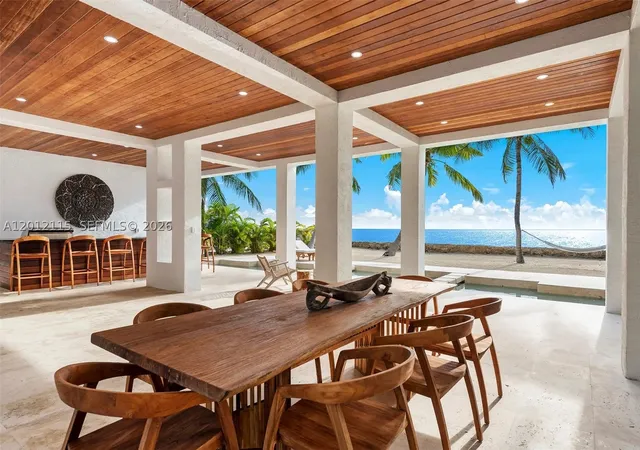 Photo 4 of Single family home for sale at 60 Ocean Front Dr, Key Largo, FL 33037 | MLS# A12012115 | Listing updated on 2026-09-03