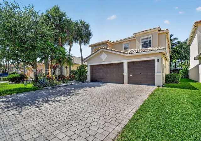Photo 4 of Single family home for sale at 7055 Via Leonardo, Lake Worth, FL 33467 | MLS# A12012162 | Listing updated on 2026-09-10