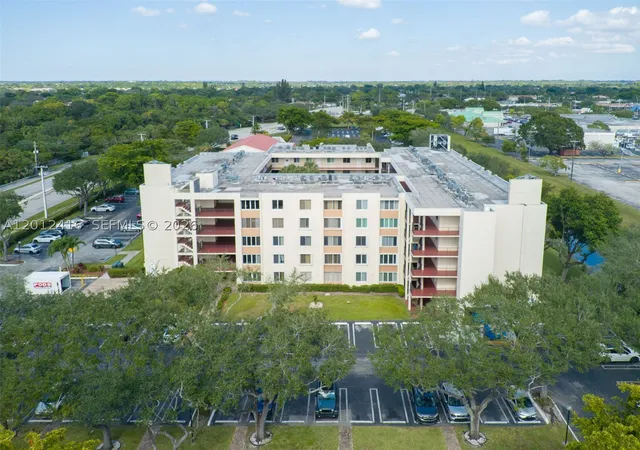 Photo 3 of Sale Pending at 3149 Riverside Dr #B-202, Coral Springs, FL 33065 | MLS# A12012416 | Listing updated on 2026-09-20
