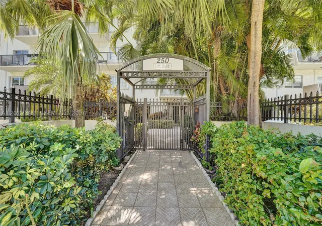 Photo 4 of Condo for sale at 250 181St Dr #214, Sunny Isles Beach, FL 33160 | MLS# A12012391 | Listing updated on 2026-09-09