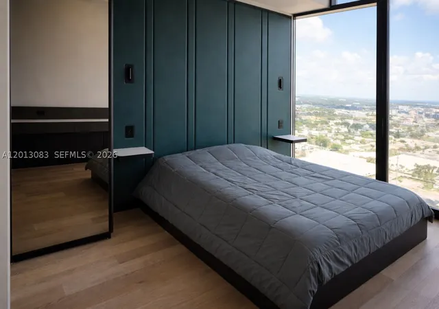 Photo 3 of Condo for sale at 20 Ne 11 St #3403B, Miami, FL 33132 | MLS# A12013083 | Listing updated on 2026-09-10