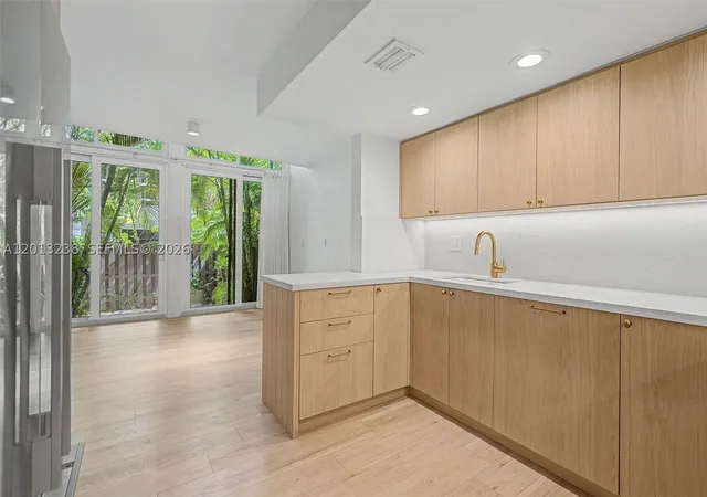 Photo 1 of Townhouse for sale at 2984 Mary St, Miami, FL 33133 | MLS# A12013238 | Listing updated on 2026-09-05
