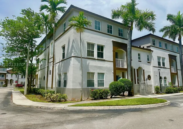 Photo 2 of Townhouse for sale at 4371 Sw 160th Ave #203, Miramar, FL 33027 | MLS# A12013370 | Listing updated on 2026-08-27