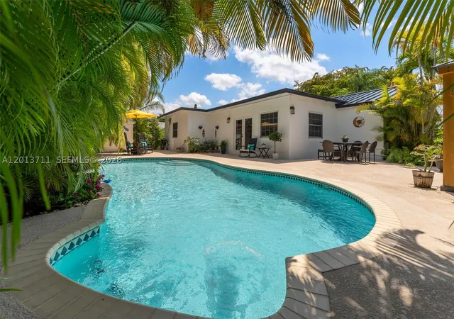 Photo 1 of Single family home for sale at 6651 Sw 148th Court, Miami, FL 33193 | MLS# A12013711 | Listing updated on 2026-09-30