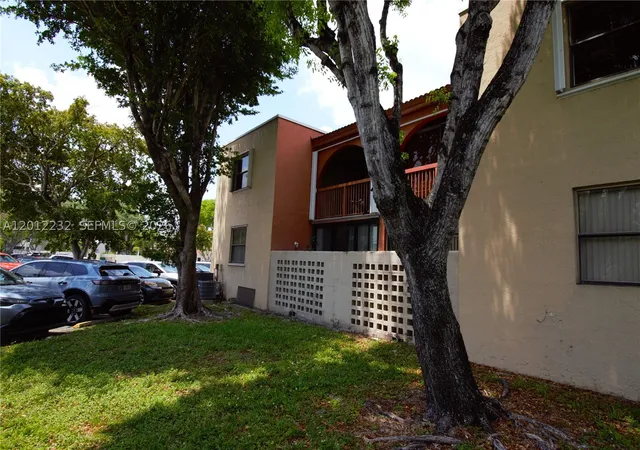 Photo 3 of Condo for sale at 10241 Nw 9th St Cir #112-5, Miami, FL 33172 | MLS# A12012232 | Listing updated on 2026-09-02