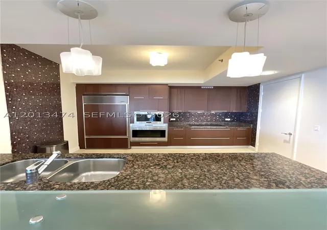 Photo 3 of Condo for sale at 16001 Collins Ave #703, Sunny Isles Beach, FL 33160 | MLS# A12013474 | Listing updated on 2026-09-14