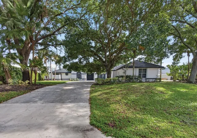 Photo 2 of Single family home for sale at 19558 Red Gum Trl, Jupiter, FL 33458 | MLS# A12014145 | Listing updated on 2026-09-11