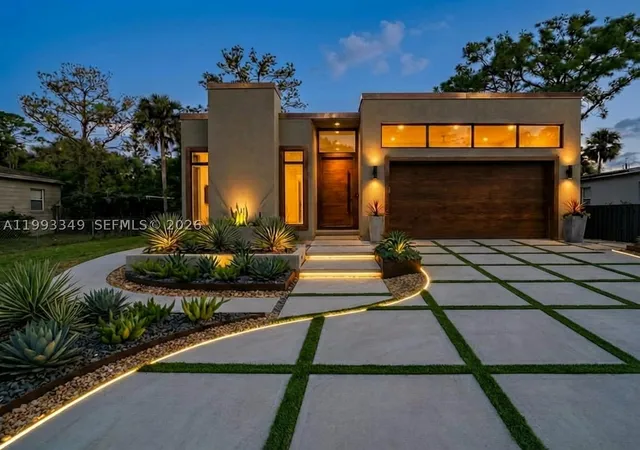 Photo 3 of Single family home for sale at 680 Nw 33Rd St, Oakland Park, FL 33309 | MLS# A11993349 | Listing updated on 2026-09-17