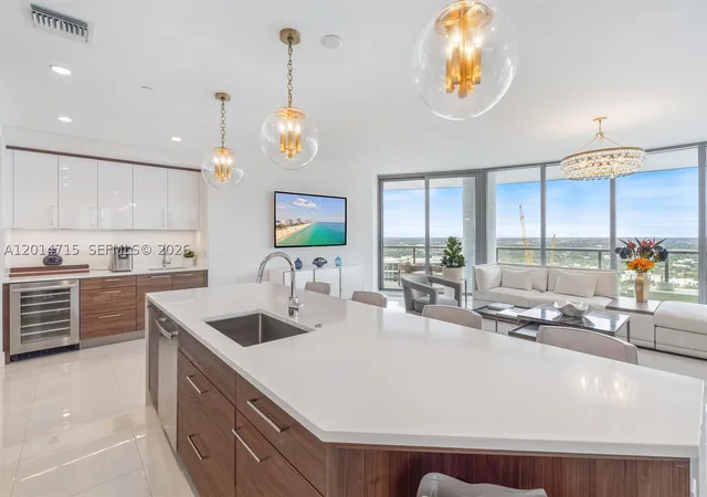 Photo 4 of Condo for sale at 100 E Las Olas Blvd #4203, Fort Lauderdale, FL 33301 | MLS# A12014715 | Listing updated on 2026-09-20