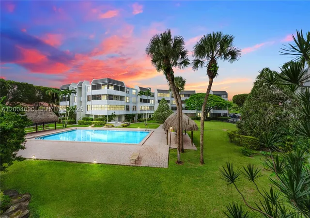 Photo 3 of Condo for sale at 10852 N Kendall Dr #312, Miami, FL 33176 | MLS# A12004090 | Listing updated on 2026-09-01