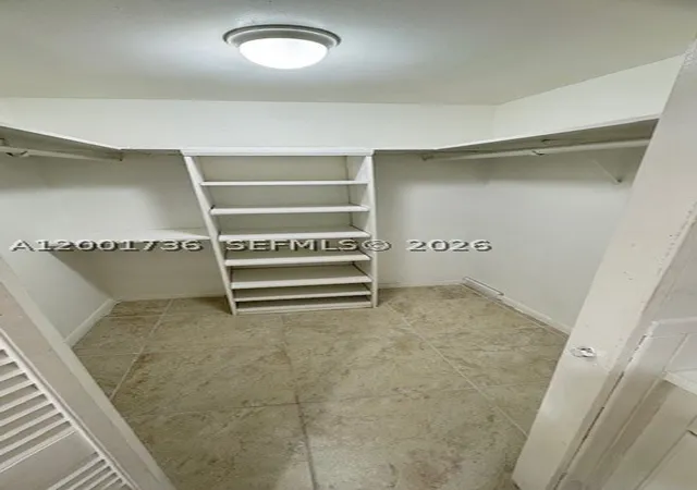 Photo 3 of Condo for sale at 2025 Ne 164th St #616, North Miami Beach, FL 33162 | MLS# A12001736 | Listing updated on 2026-09-09