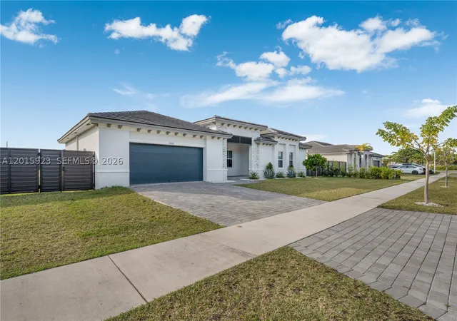 Photo 3 of Single family home for sale at 19100 Sw 132Nd Pl, Miami, FL 33177 | MLS# A12015923 | Listing updated on 2026-09-19