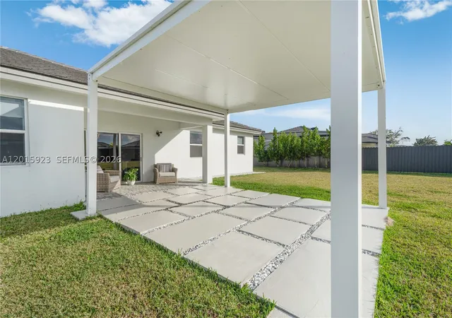 Photo 4 of Single family home for sale at 19100 Sw 132Nd Pl, Miami, FL 33177 | MLS# A12015923 | Listing updated on 2026-09-19