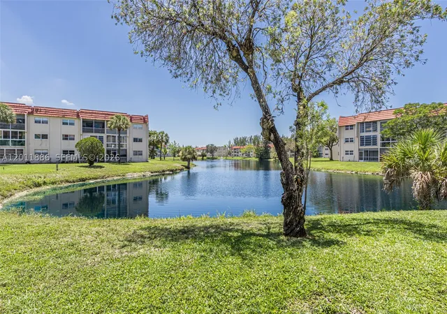 Listing Photo 2 - Condo for sale in building located at 2831 E Sunrise Lakes Dr, Sunrise, FL 33322 - Unit #105