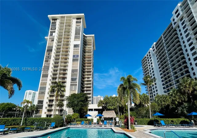 Listing Photo 1 - Condo for sale in building located at 18181 Ne 31St Ct, Aventura, FL 33160 - Unit #1408