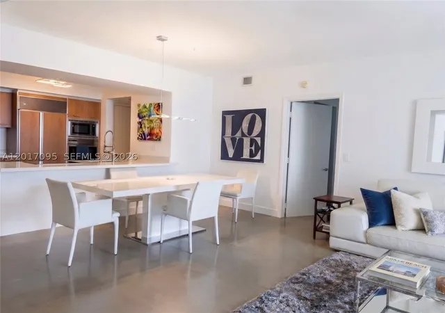 Photo 2 of Condo for sale at 400 Alton Rd #1709, Miami Beach, FL 33139 | MLS# A12017095 | Listing updated on 2026-09-05
