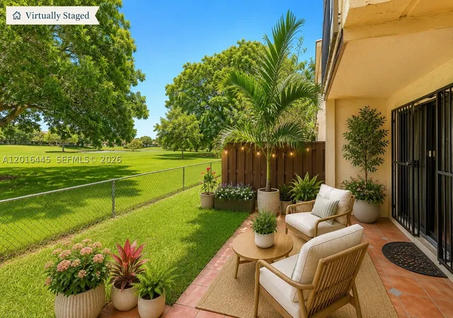 Photo 2 of Condo for sale at 425 W Park Dr #10, Miami, FL 33172 | MLS# A12016445 | Listing updated on 2026-10-03