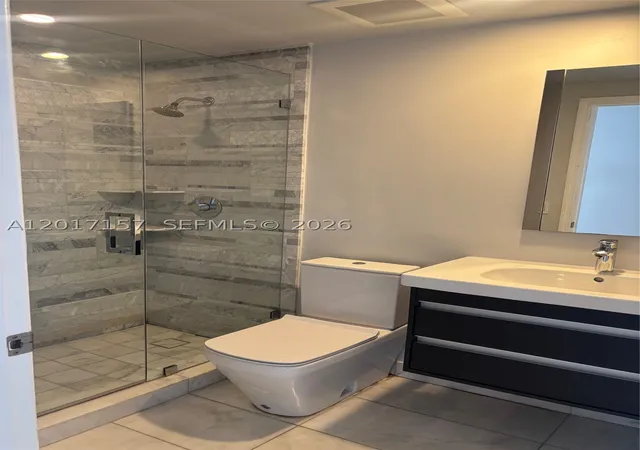 Listing Photo 5 - Condo for sale in building located at 50 Ocean Ln Dr, Key Biscayne, FL 33149 - Unit #404