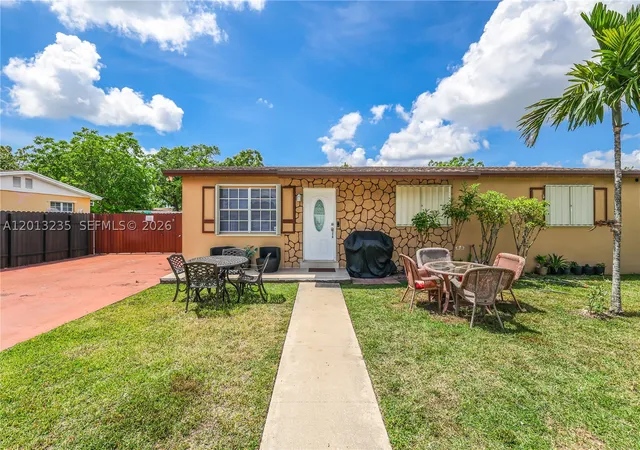Photo 2 of Single family home for sale at 11600 Sw 181St Ter, Miami, FL 33157 | MLS# A12013235 | Listing updated on 2026-10-06