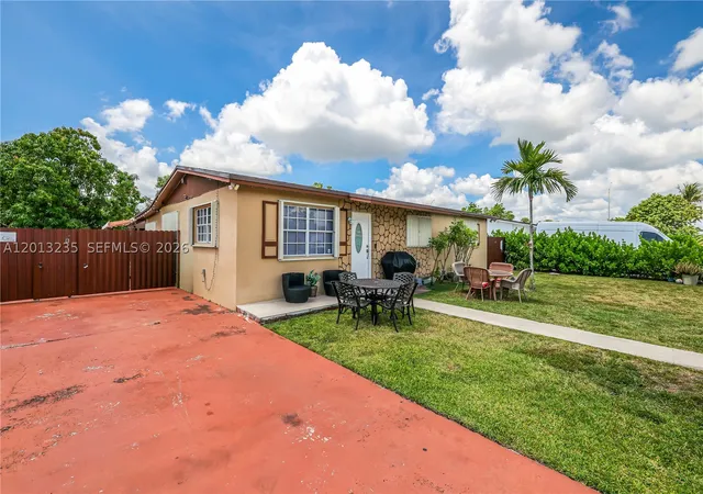 Photo 3 of Single family home for sale at 11600 Sw 181st Ter, Miami, FL 33157 | MLS# A12013235 | Listing updated on 2026-10-06