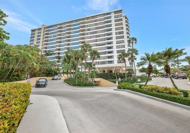 Photo 2 of Sale Pending at 500 Three Islands Blvd #622, Hallandale Beach, FL 33009 | MLS# A12016966 | Listing updated on 2026-09-09