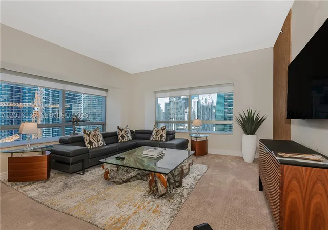Photo 4 of Condo for sale at 1435 Brickell Ave #3012, Miami, FL 33131 | MLS# A12018135 | Listing updated on 2026-08-29