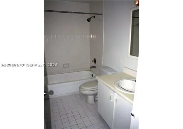 Photo 4 of Condo for sale at 365 Sw 86Th Ave #203, Pembroke Pines, FL 33025 | MLS# A12018170 | Listing updated on 2026-09-04