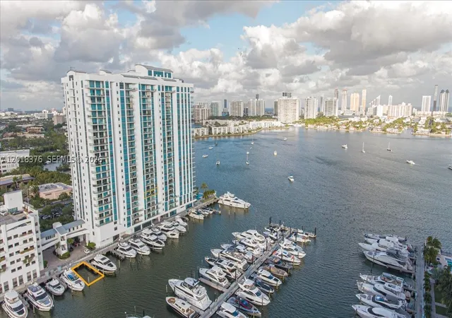 Photo 2 of Land for sale at 17111 Biscayne Blvd, Aventura, FL 33160 | MLS# A12018376 | Listing updated on 2026-09-10